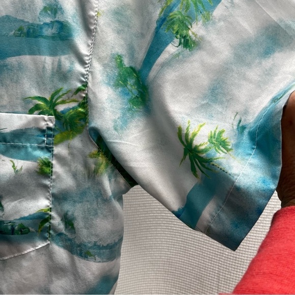 Trunks surf & Swim Co. mens palm Tree print Hawaiian Shirt Large - Picture 4 of 8